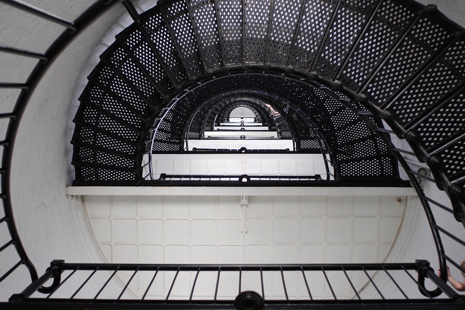 Why Choose Spiral Staircases For Small Spaces